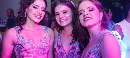 15 Anos Mariana, Maria Clara e Maria Júlia